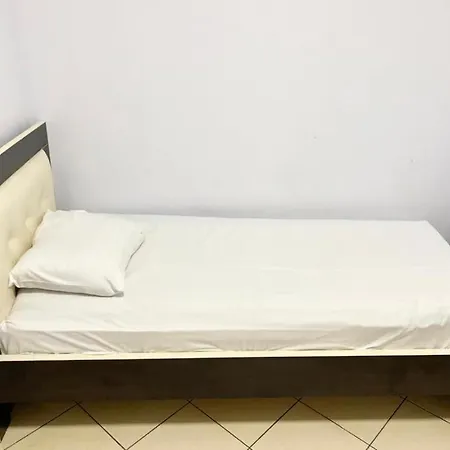 Lovely 2-bedroom Flat 1 Min Walk Apartament *